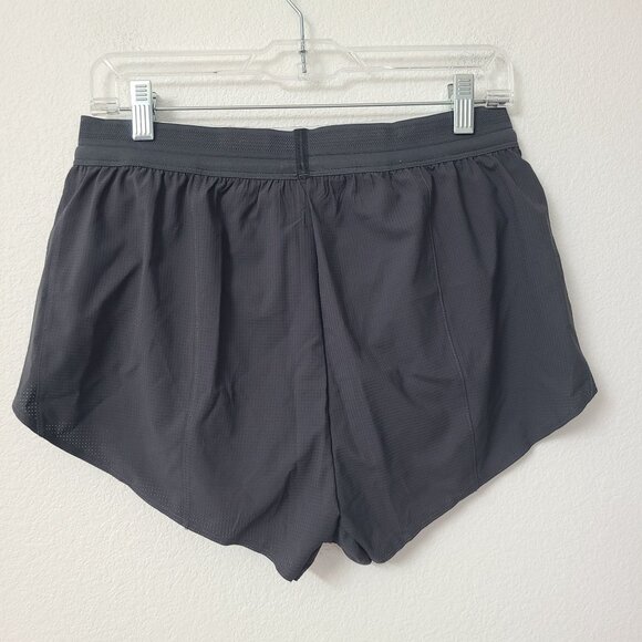 NEW Nike Womens Aeroswift Running Shorts DA3078-060 Size L Gray - Picture 2 of 5
